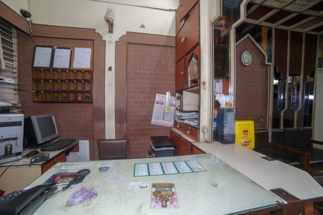 Oyo 46697 Hotel Gopi 那格浦尔 外观 照片